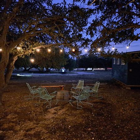 The Container Retreat @ 290 Wine Trail #9 Get Away Today! Hye エクステリア 写真