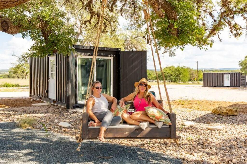 The Container Retreat @ 290 Wine Trail #9 Get Away Today! Hye エクステリア 写真